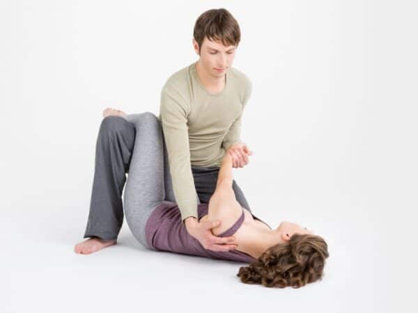 Thai Yoga Massage Basis Ausbildung mit Tobias Frank