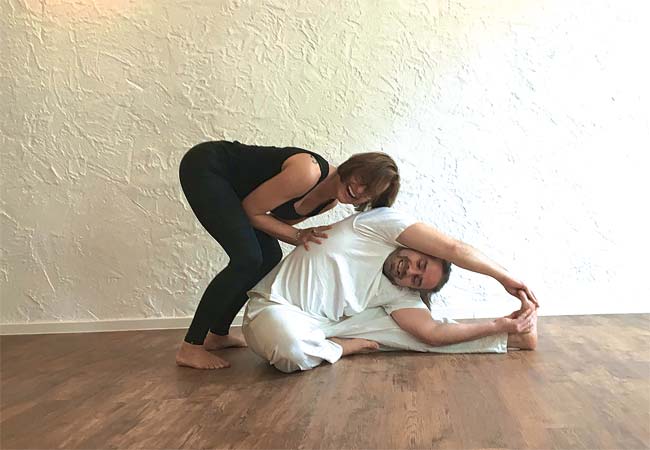 Simone und Heiko, Ausbildende der Yoga-Ausbildung Fulda