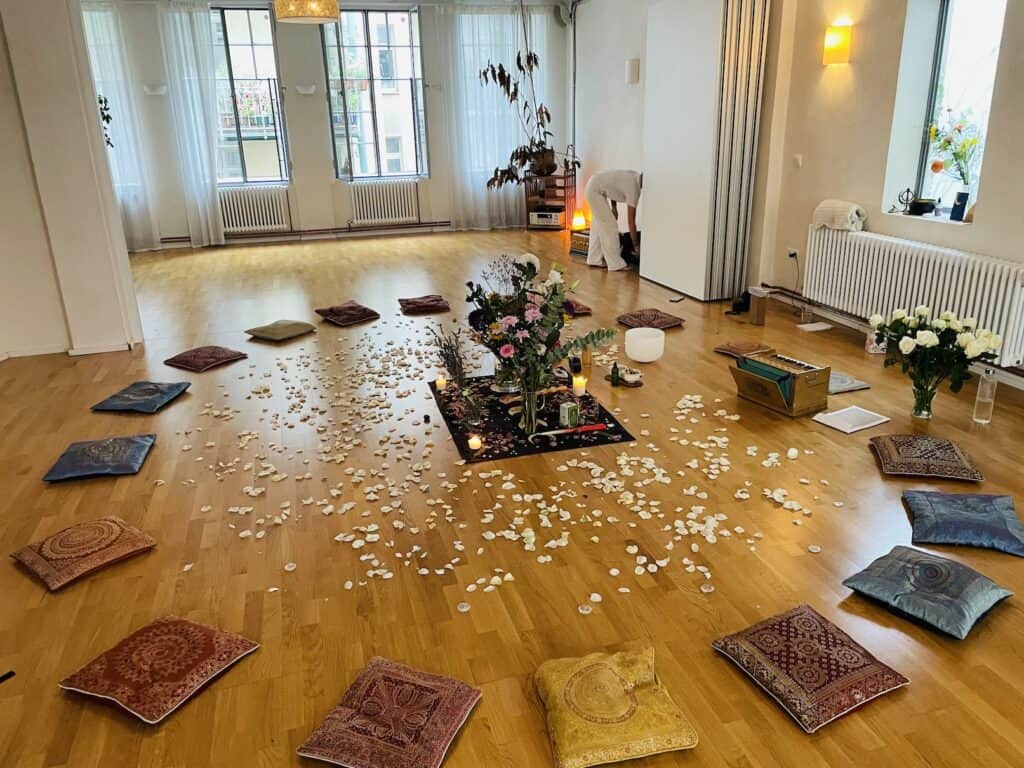 Yoga-Ausbildung Hamburg im Deva in Hamburg Neustadt